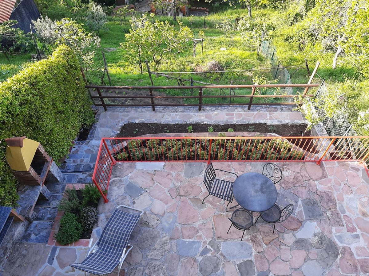 Deliziosa Casetta Sull'Appennino Toscano Montefegatesi Exterior foto