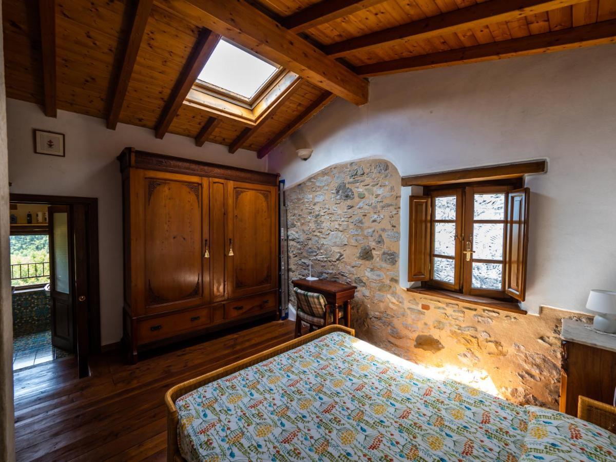 Deliziosa Casetta Sull'Appennino Toscano Montefegatesi Exterior foto