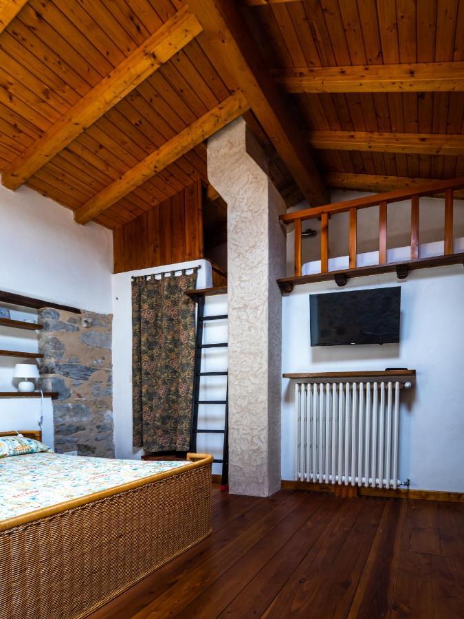 Deliziosa Casetta Sull'Appennino Toscano Montefegatesi Exterior foto
