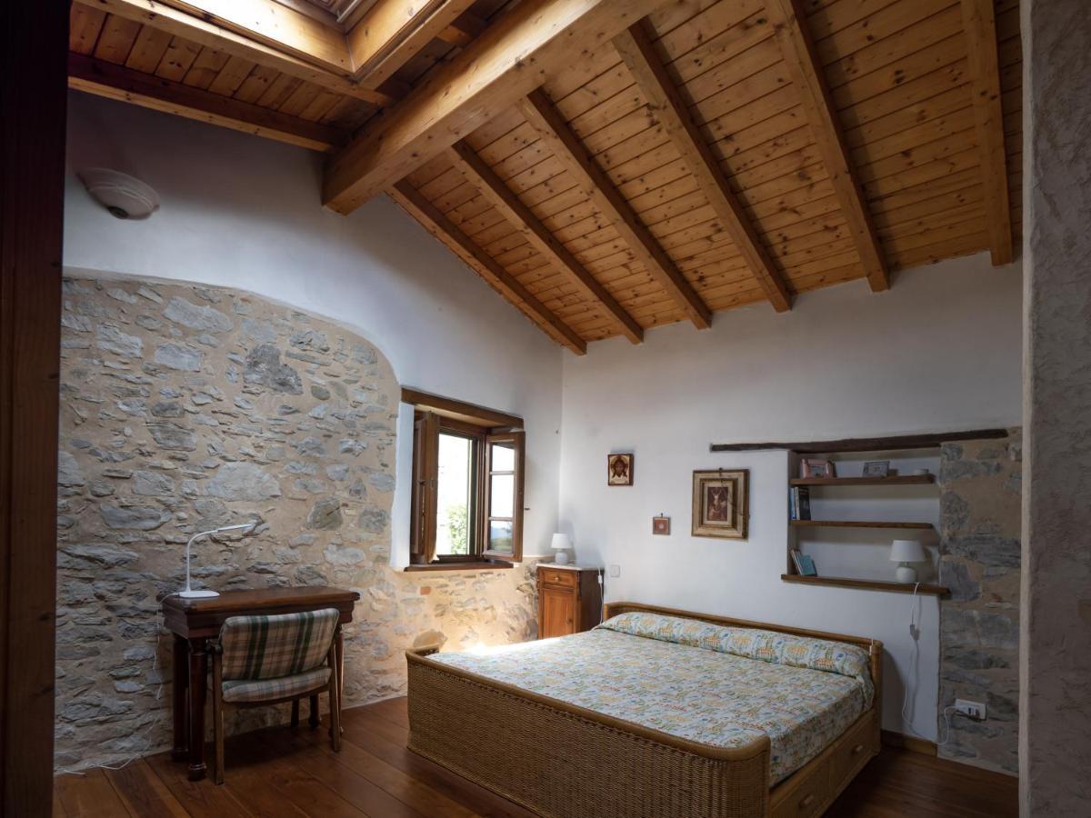 Deliziosa Casetta Sull'Appennino Toscano Montefegatesi Exterior foto