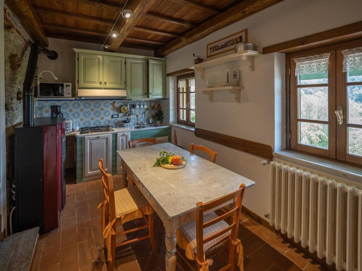 Deliziosa Casetta Sull'Appennino Toscano Montefegatesi Exterior foto